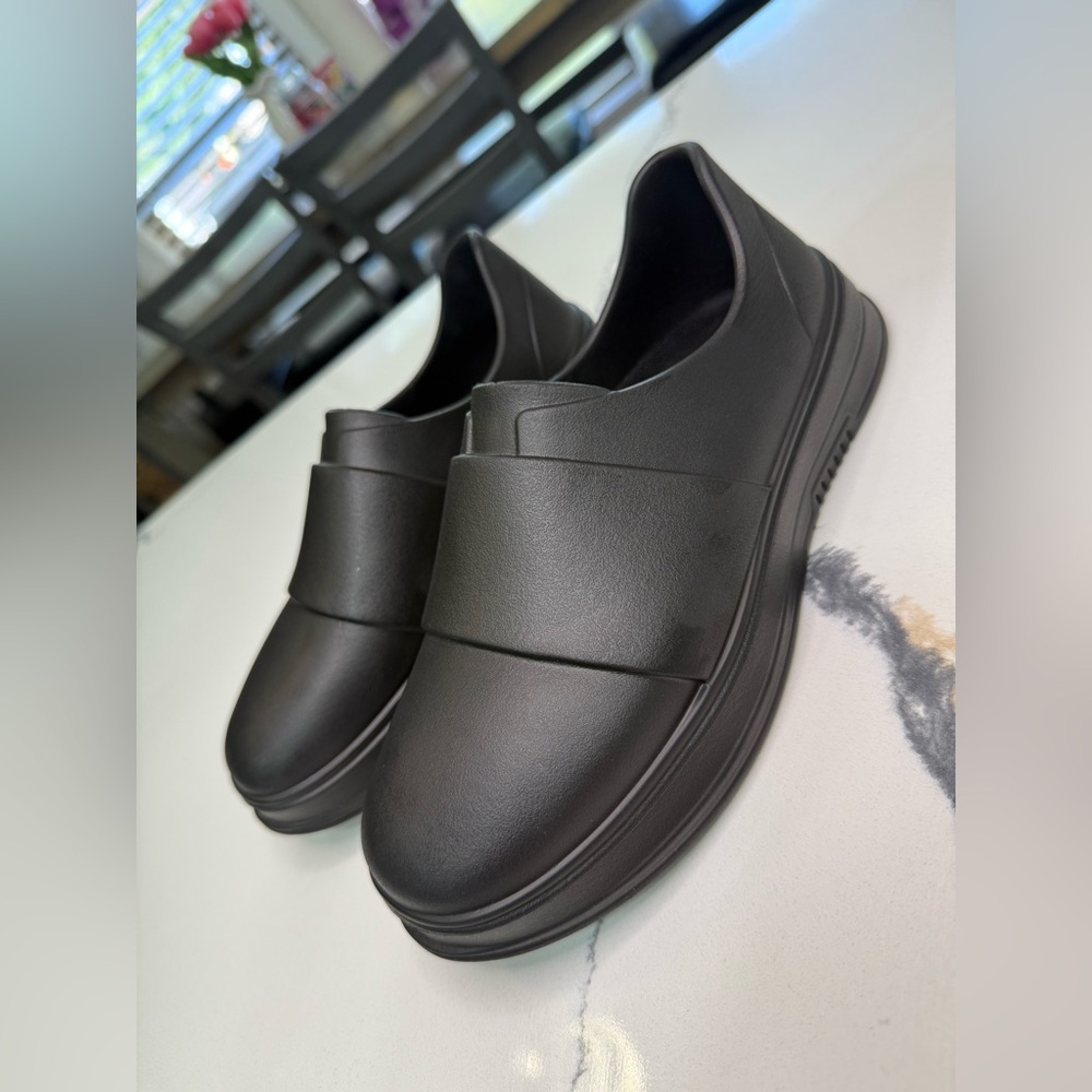 Gales+ Smart PPE shoes  Extralight Footwear Womens  Nursing Shoes Size 3.5M-5.5W